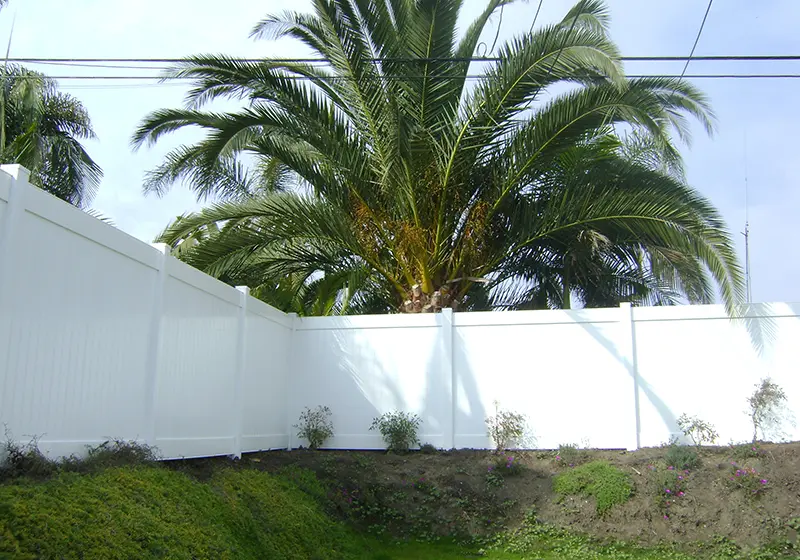Vinyl Pool Fencing